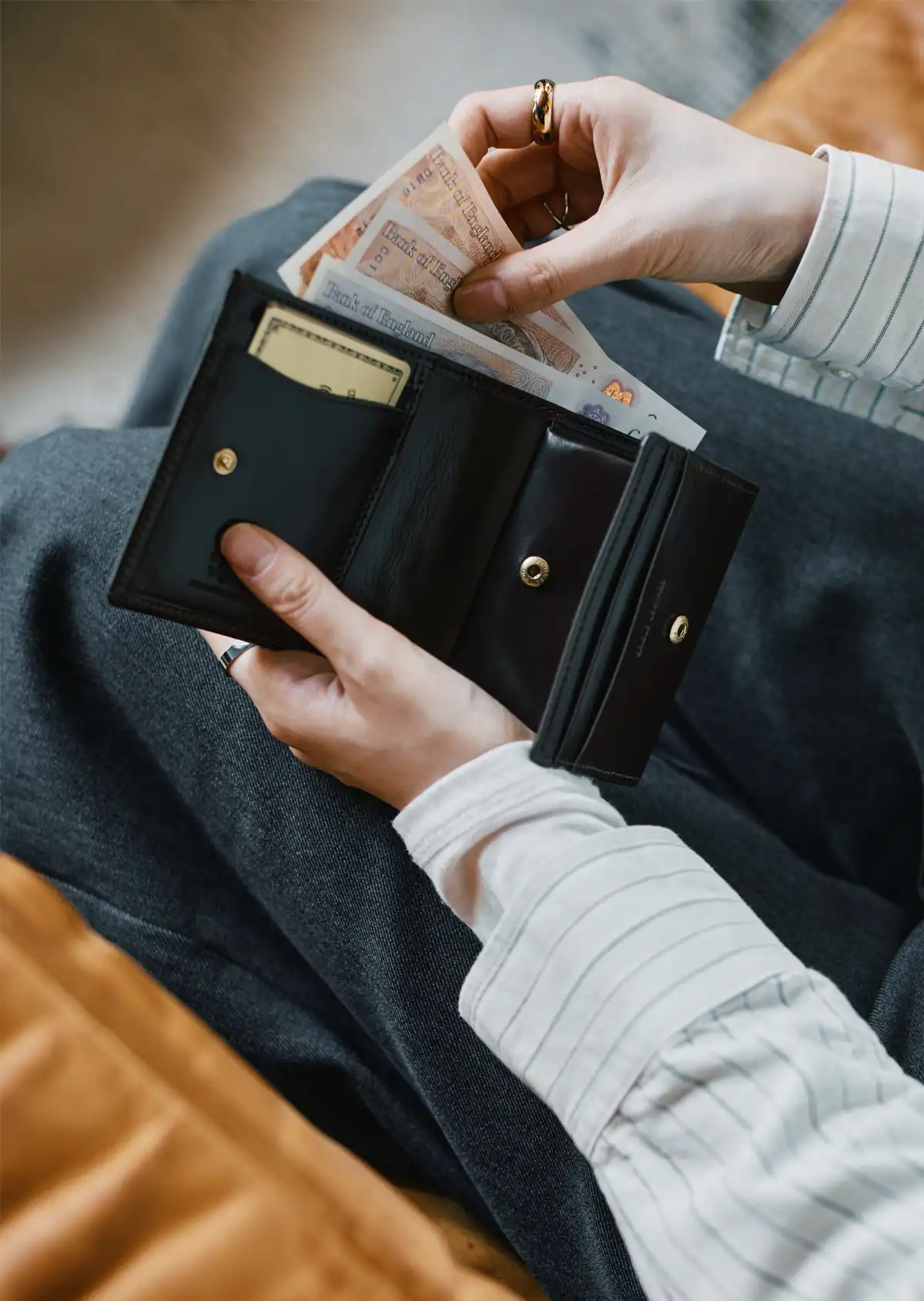 S0129 COMPACT WALLET / BRIDLE LEATHER