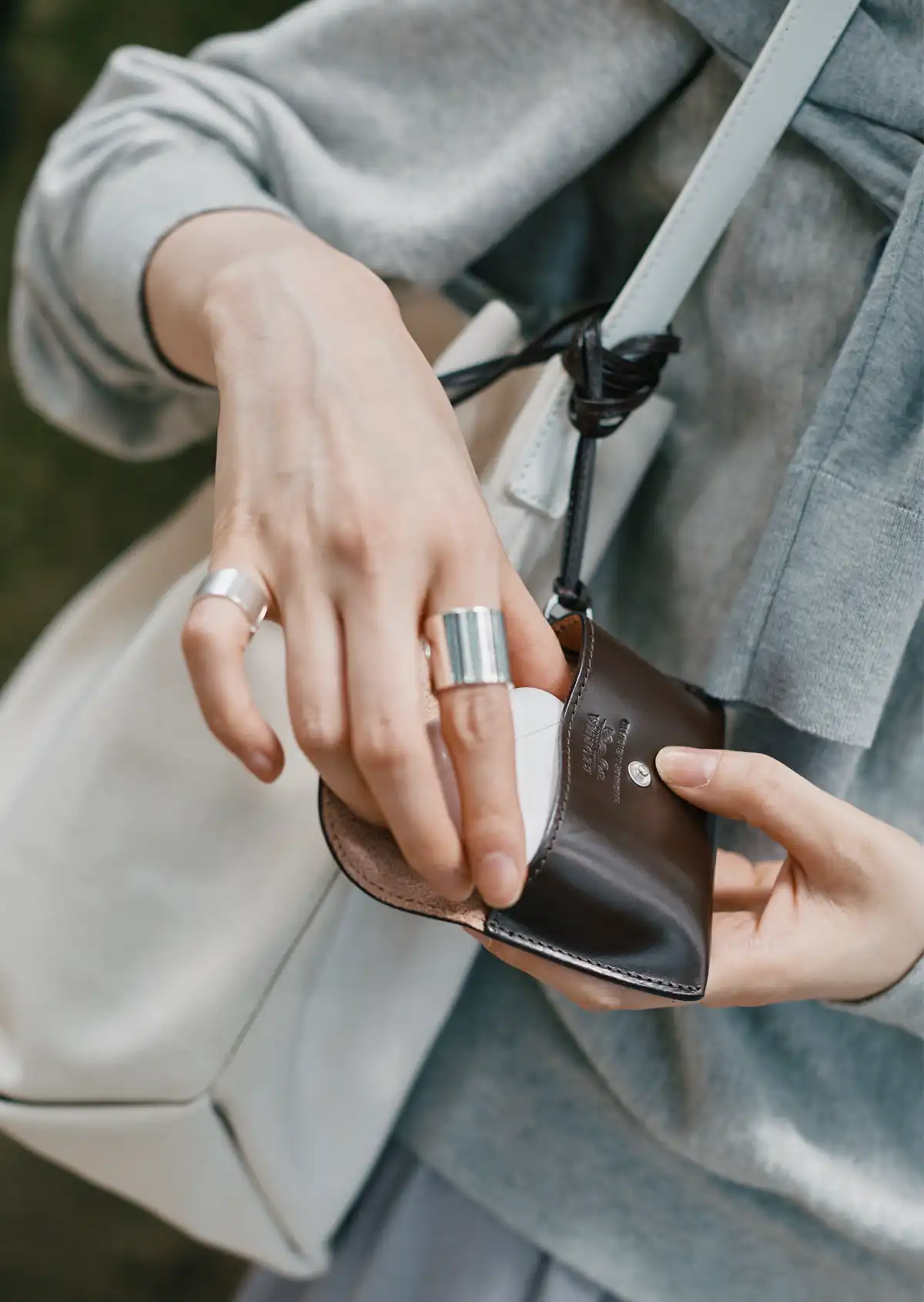 S0266 AirPods CASE / BRIDLE LEATHER
